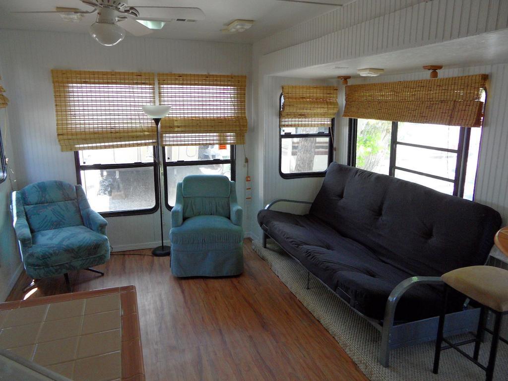 Pahrump Rv Park & Lodging ภายนอก รูปภาพ