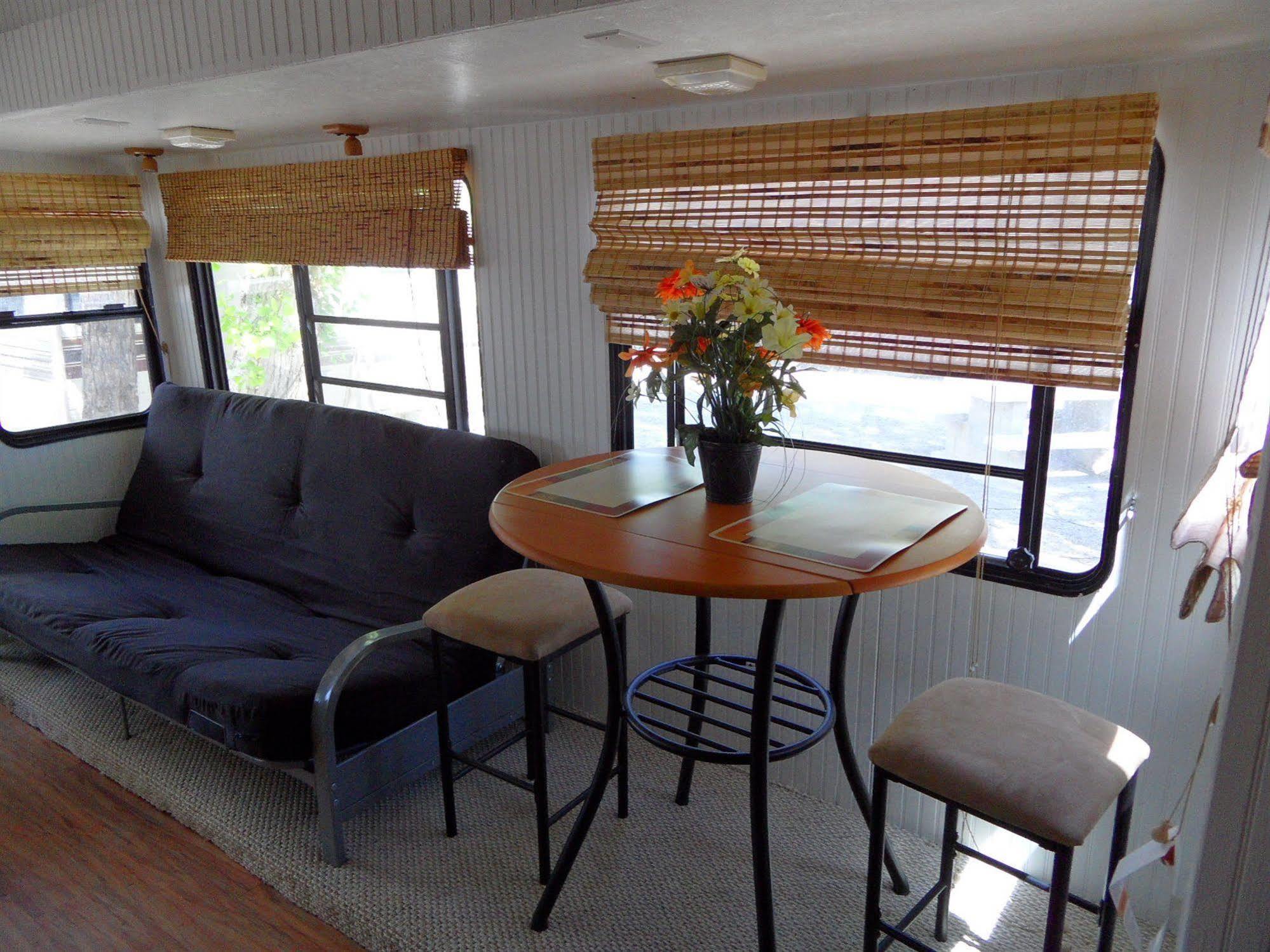 Pahrump Rv Park & Lodging ภายนอก รูปภาพ